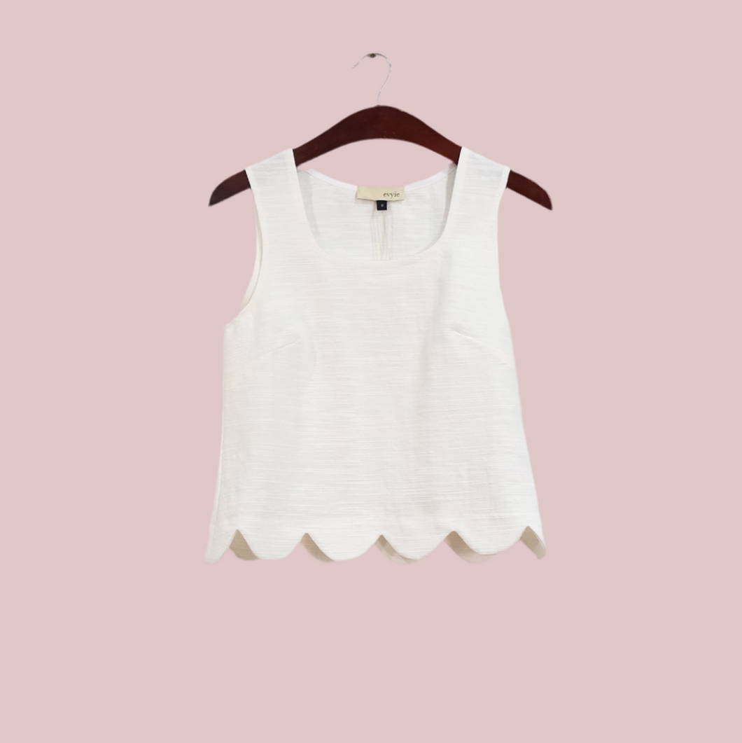 Scallop Top // Ivory